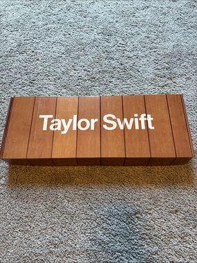 Taylor Swift Midnights Vinyl Clock Set (vinyls not included)